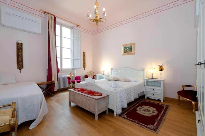 Ghibellina Elegant Apartment with 4 bedrooms