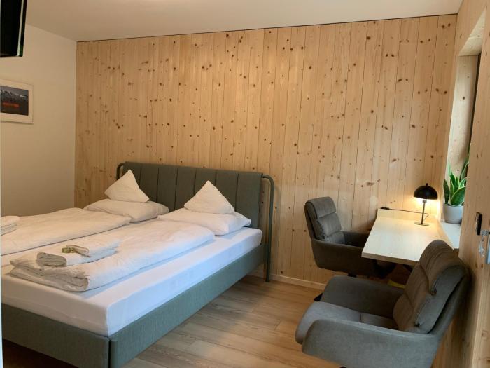 Waldblick - Neubau - Self-Check-In - kein Verkehr - am Wald - Parkplätze vor Tür - apartment or double room