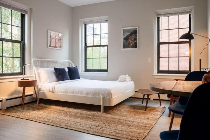 Modern Studio in South End