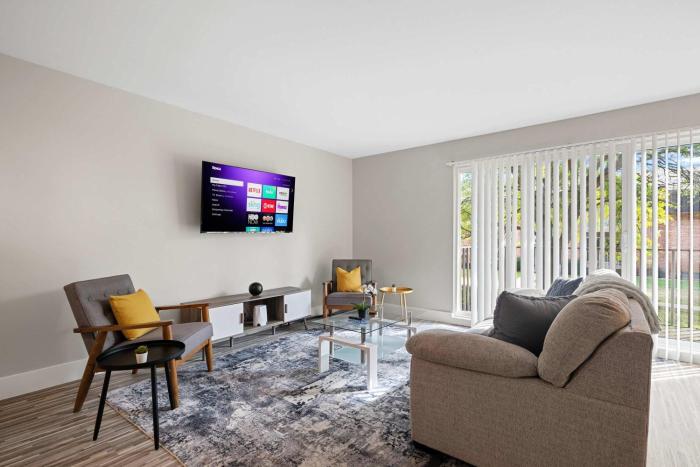 Serene & Modern Haven for Relaxation