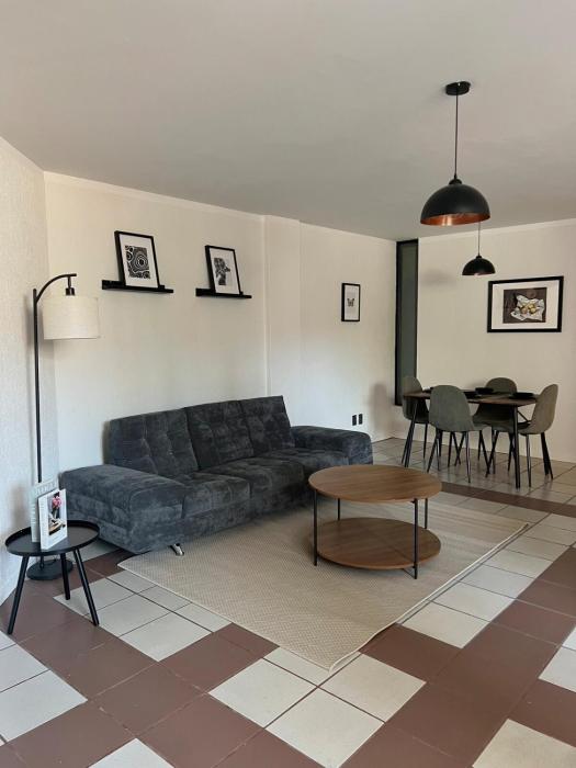 3 - Departamento amplio y centrico