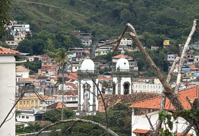 Loft slim 1 pessoa 100m do centro