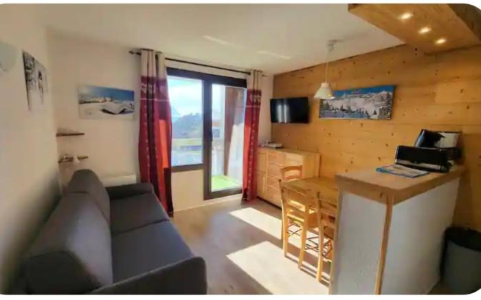 Appart 4 pers pied des pistes- lEcrin-les BERGERS- Chez Lexy