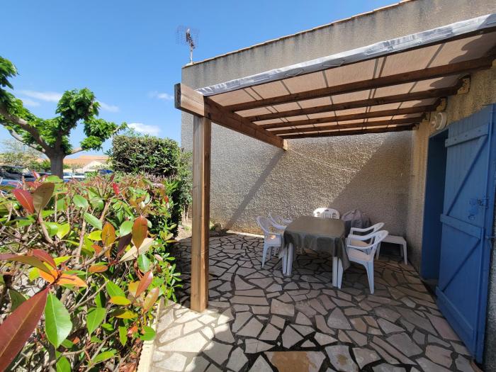 Jolie maison dangle 4 couchages dans résidence privée à 300m de la mer PORTIRAGNES PLAGE LRHP47