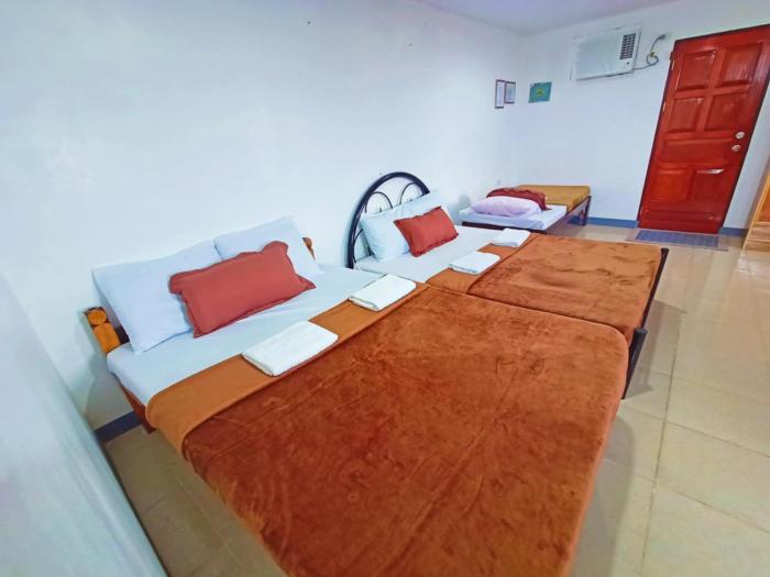 Virginia Homestay 1North Siargao