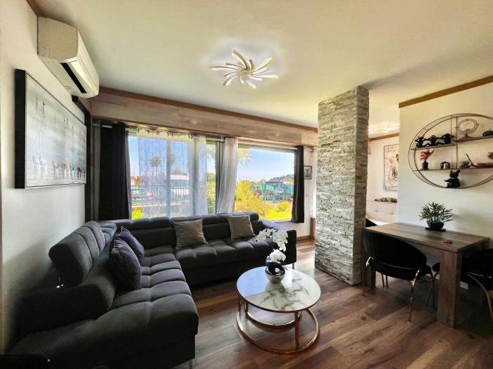 Superbe studio face à la mer