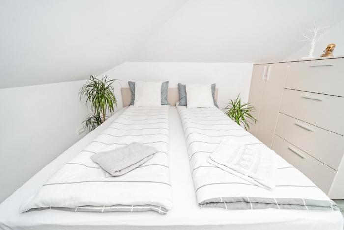 Bloc nou cu parcare privata - Hella apartament