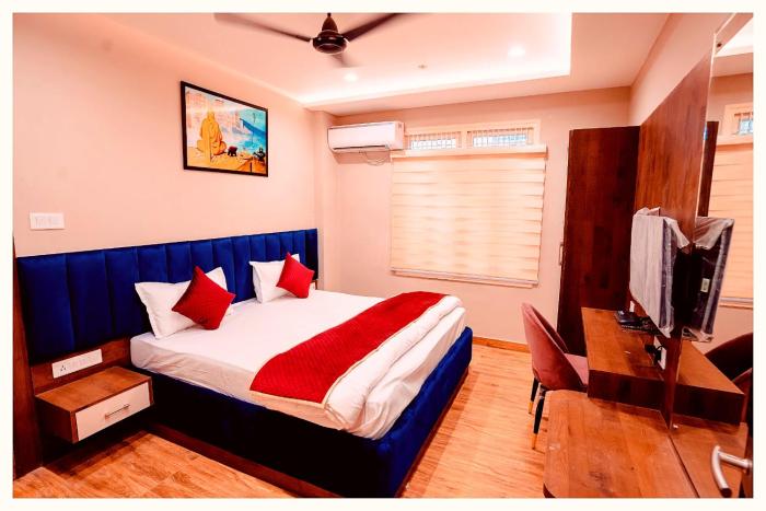 HOTEL SSR - INN Near Shree Kashi Vishwanath Temple - A Top Four Star Hotel In Varanasi