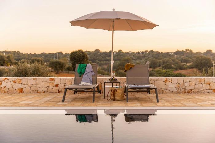 Historic Trullo In Puglia