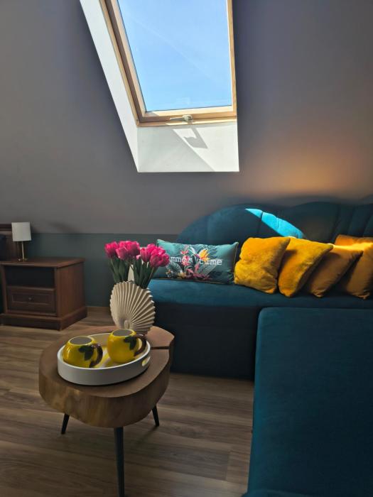 DOM w JESIONACH Brajniki - działka 1 HEKTAR