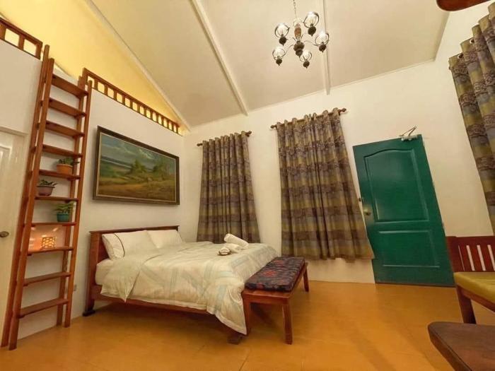 Villa Esperas Luxury Staycation