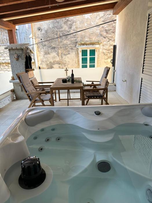 Luxury Old Town Rab Studio Apartments