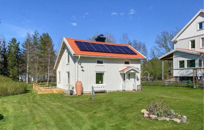 Cozy Home In Ormaryd With Wifi