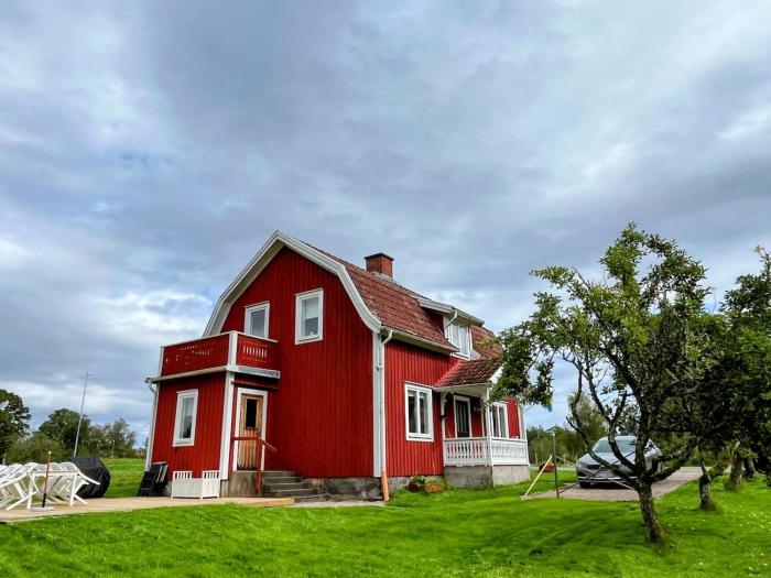 Countryside house with fireplace