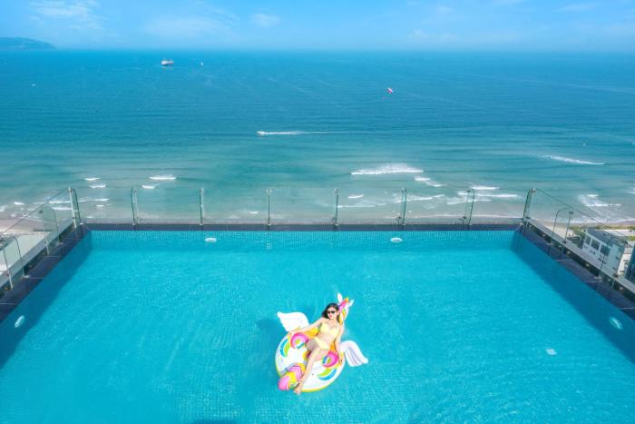 Canvas Danang Beach Hotel