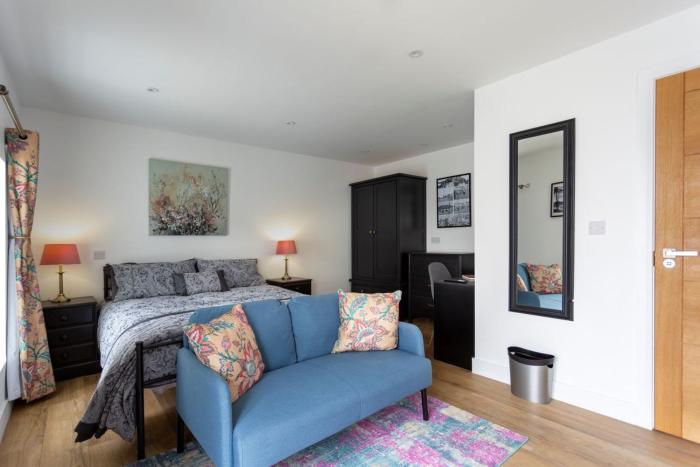 Merok Mill House & Old Granary