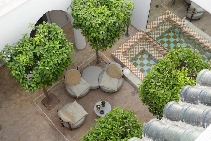 Riad Djannaat Exceptional private riad pool staff