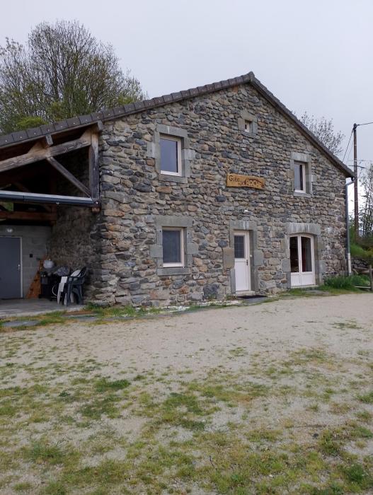Maison de village gîte de "La Roche"