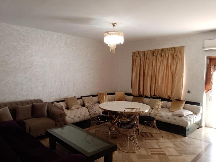 فيلا بالصخيرات