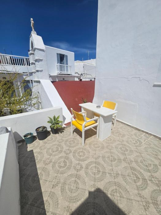 Modern Mykonos