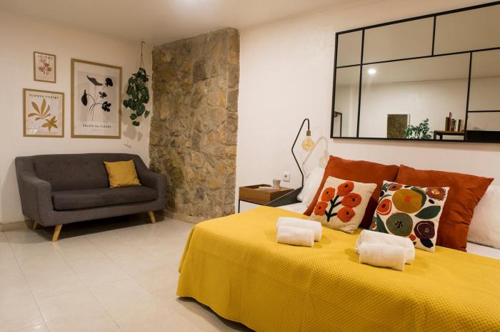 Studio for 2 just 250m from Largo Intendente