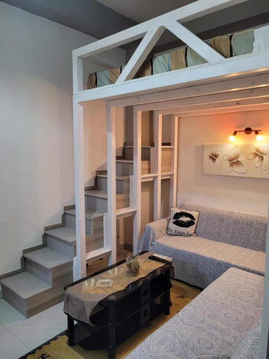 Sebastian Luxury House