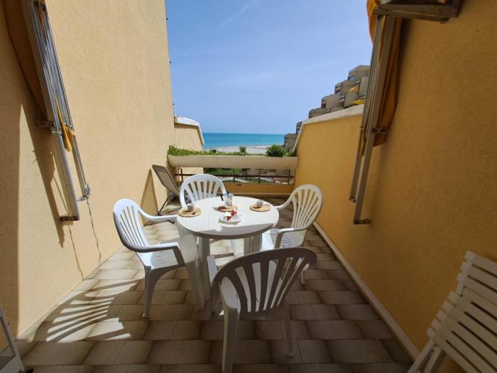 SE139 - Senigallia, monolocale con terrazzo al residence Piramidi