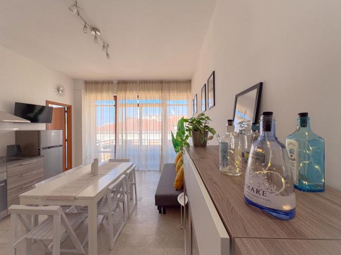 Vittorio Veneto - Spacious and Bright by Host Hero