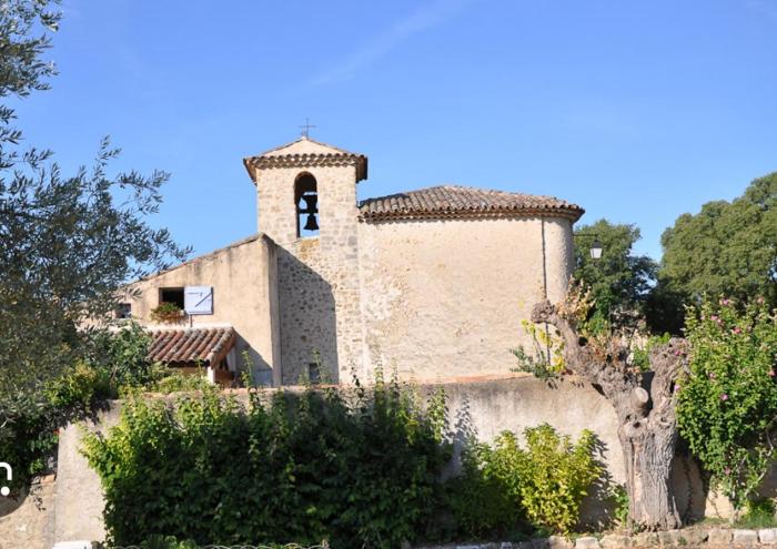 Charming 17th-century presbytery