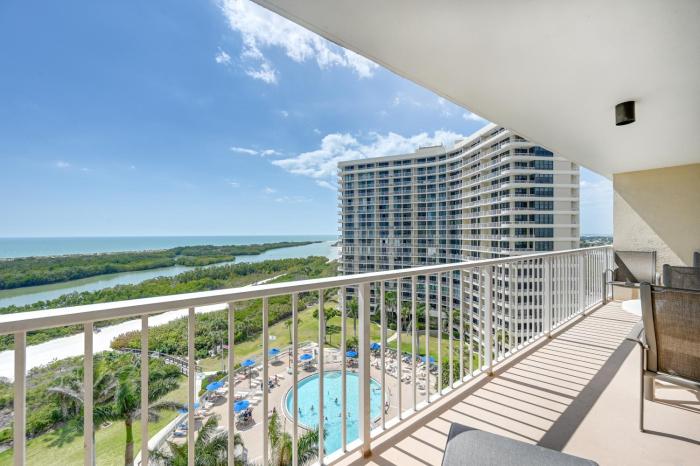Sunset View and On Beach Marco Island Condo