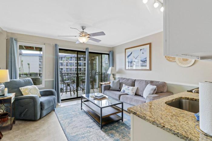 Coastal Couples Retreat near Coligny+Bikes-#131