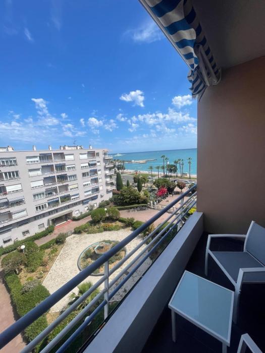 Sea view apartment