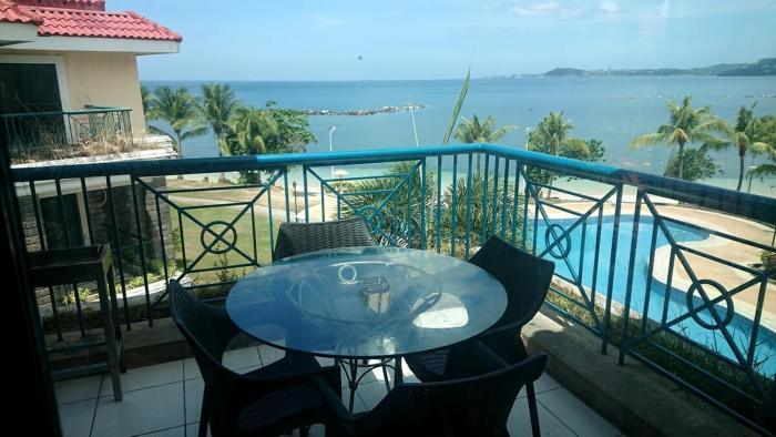 Nasugbu Resort, Beachfront Condo in Canyon Cove A1-301
