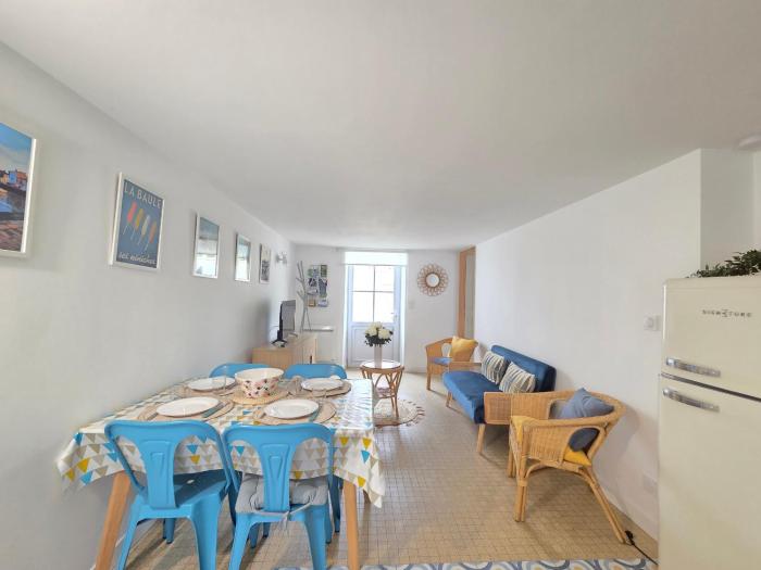 Appartement 2 Chambres avec Jardin Privé Proche Plage - FR-1-364-133