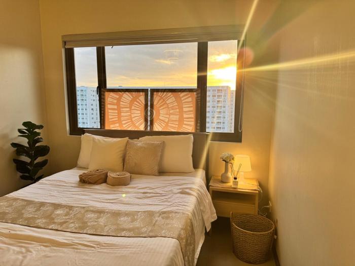 S Residences 2BR Room 1420 near Airport, SM MOA & US Embassy by Prime Stay MOA