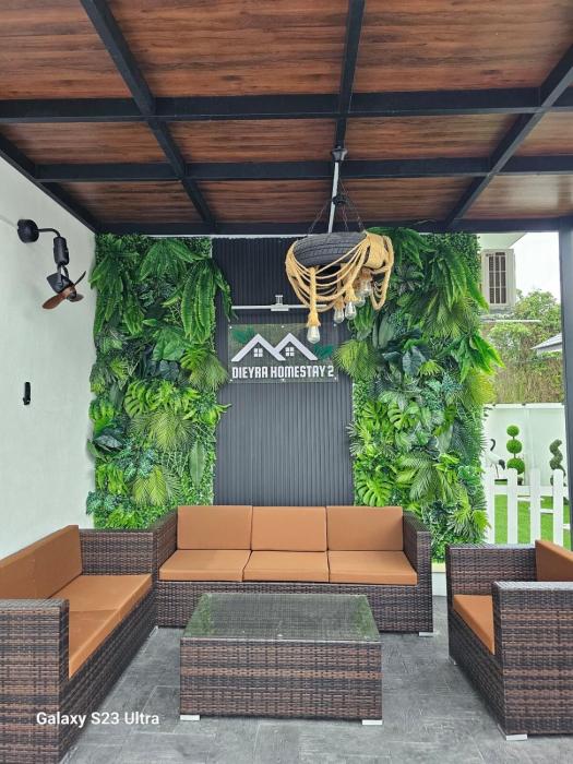 Dieyra Homestay 2 private pool