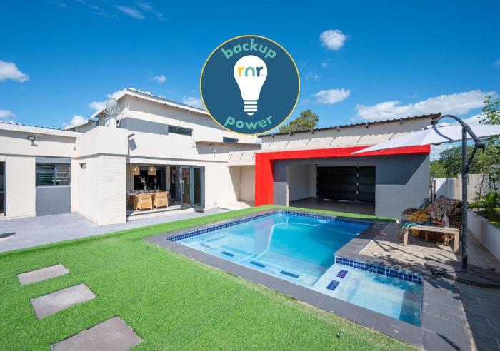 Grace House, Mkhuhlu, spacious 4-bedroom house