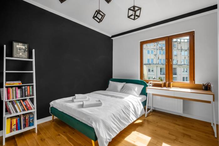 Plac Politechniki Deluxe Apartment by BookingHost
