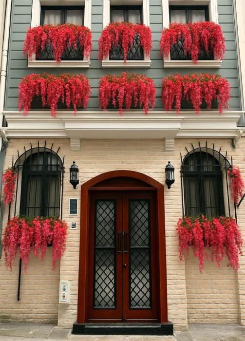 THE MUA LUXURY HOMEs