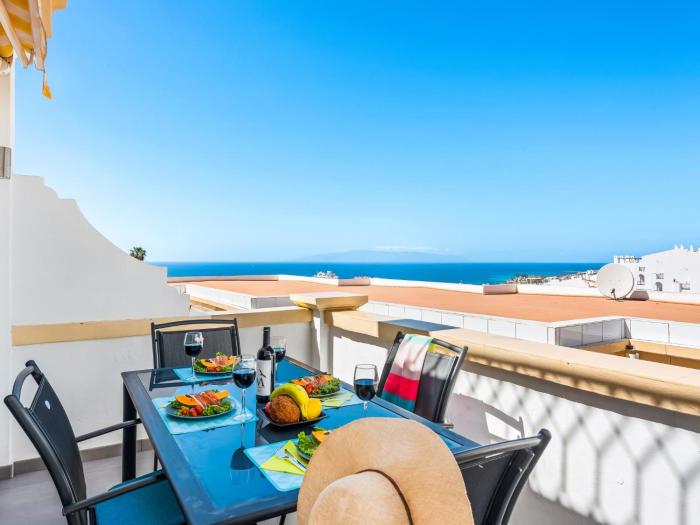 Amazing Apartment in Las Americas Hill