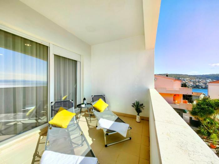 Apartment with shared pool