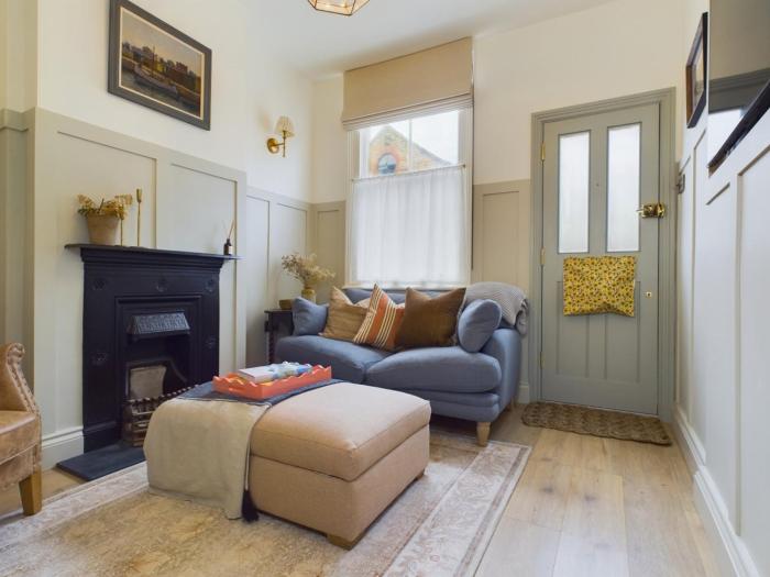 Stunning Heritage Cottage- The Heart of Old Leigh