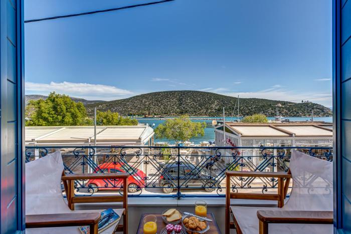 Andy Port House with Seaview by Goutos Properties