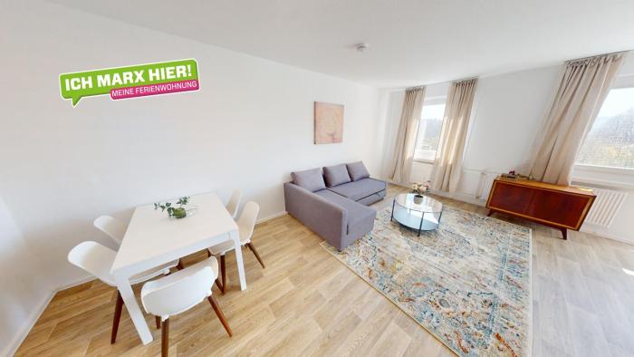 Großzügige Ferienwohnung, 350m bis zur Bushaltestelle, WLAN