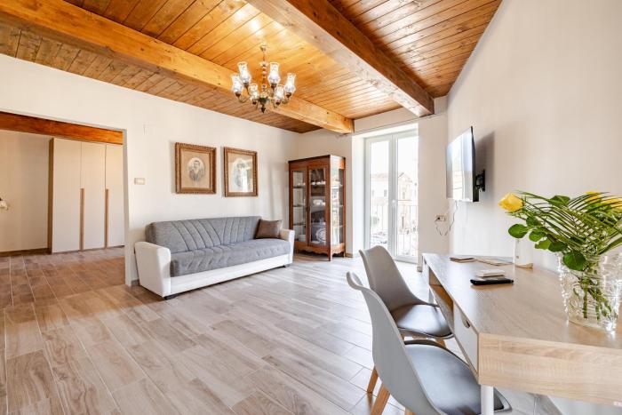 Vintage Coast Pompei and Amalfi Charme