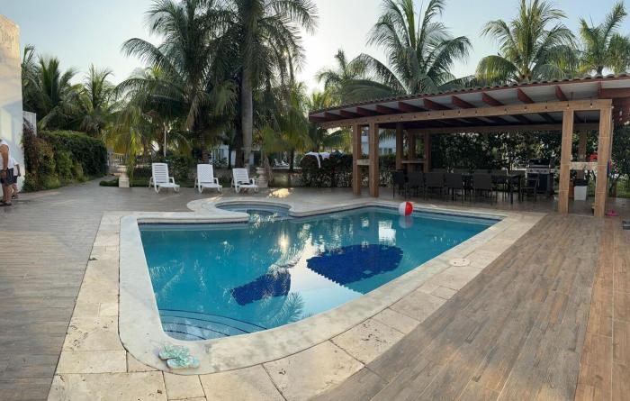 Casa de Playa del Mar Tela