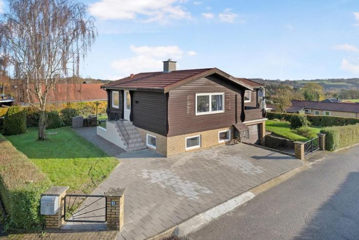 Spacious & Cozy Apartment in Tranquil Vejle Suburb