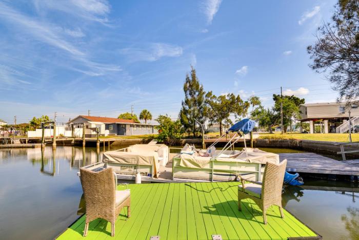 1 Mi to Beach Home with Dock on Canal in Hudson