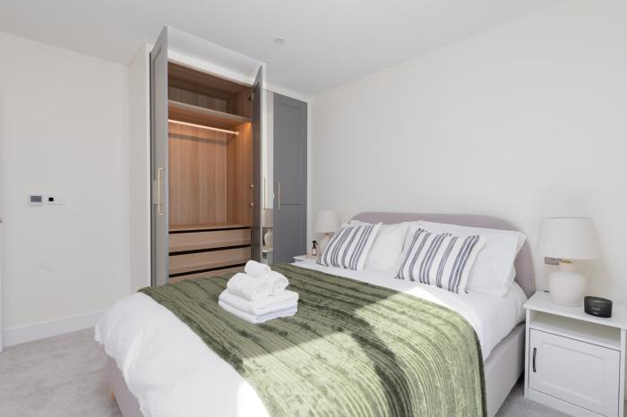 Luxury 4BR, 2Bath, Apartments in Fulham&Chelsea