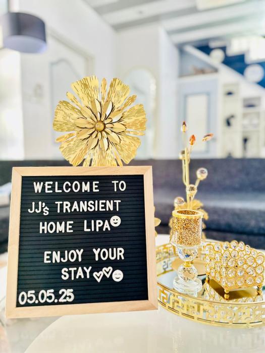 JJs Transient Home Lipa